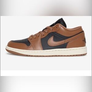 Air Jordan’s low-women’s